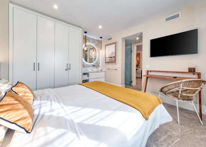 La Joya Suites- Near The Beach